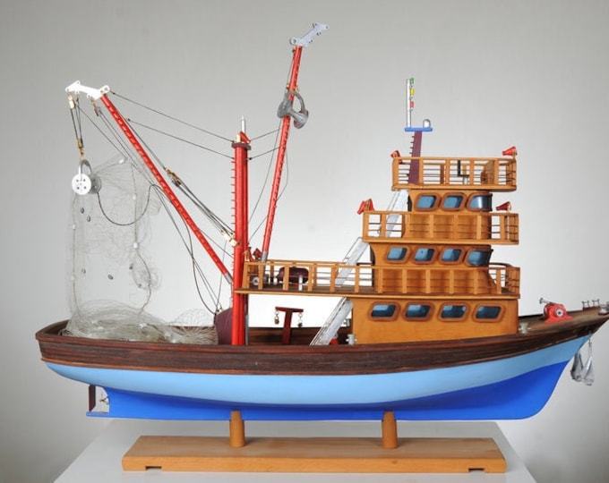 TRAWLER MODEL SHIP, Large Model Boat, Fishing Boat, Quirky Home Decor, Fisherman Gift, Gifts for Home Decor, Wood Art, Home and Office Decor