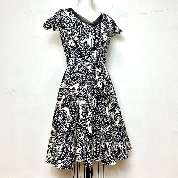 Sz. XS 1950's Cotton Paisley Dress "Suzy Perette"… - image 9