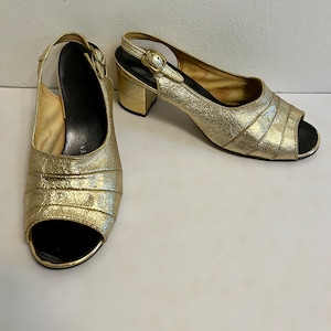 Sz. 7.5 Gold 1960&#39;s Shoes &quot;Charm Step&quot;