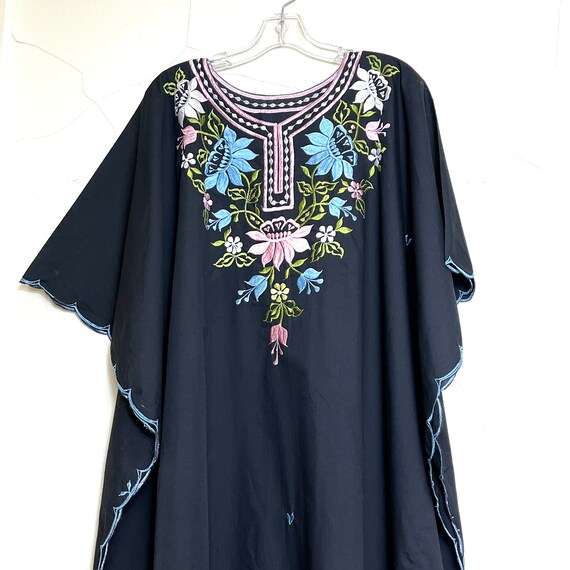 Sz. XL Caftan Embroidered Cotton/Poly Blend - image 8