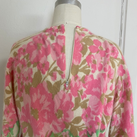 Sz. L 1960's Angora Blend Sweater - image 6