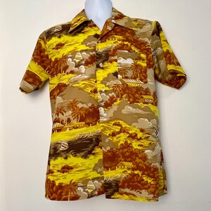 Sz. M 1960&#39;s Hawaiian Shirt &quot;Romani&quot;