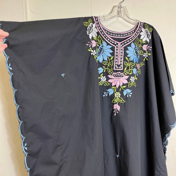 Sz. XL Caftan Embroidered Cotton/Poly Blend - image 7