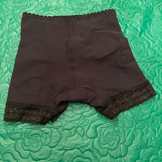 Sz. M Vintage Black Long Leg Girdle - image 3