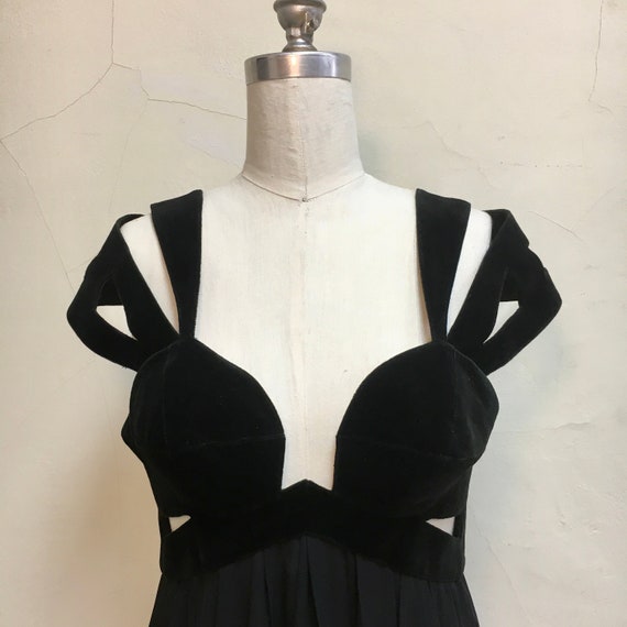Sz. 4 1990's Thierry Mugler Evening Gown