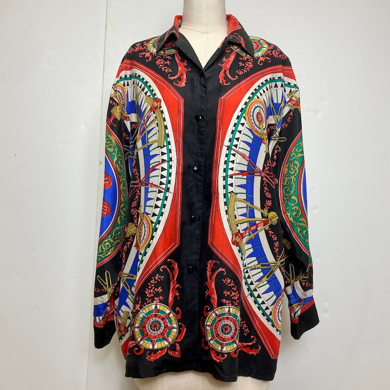 Sz. M Silk 1980's Blouse image 1