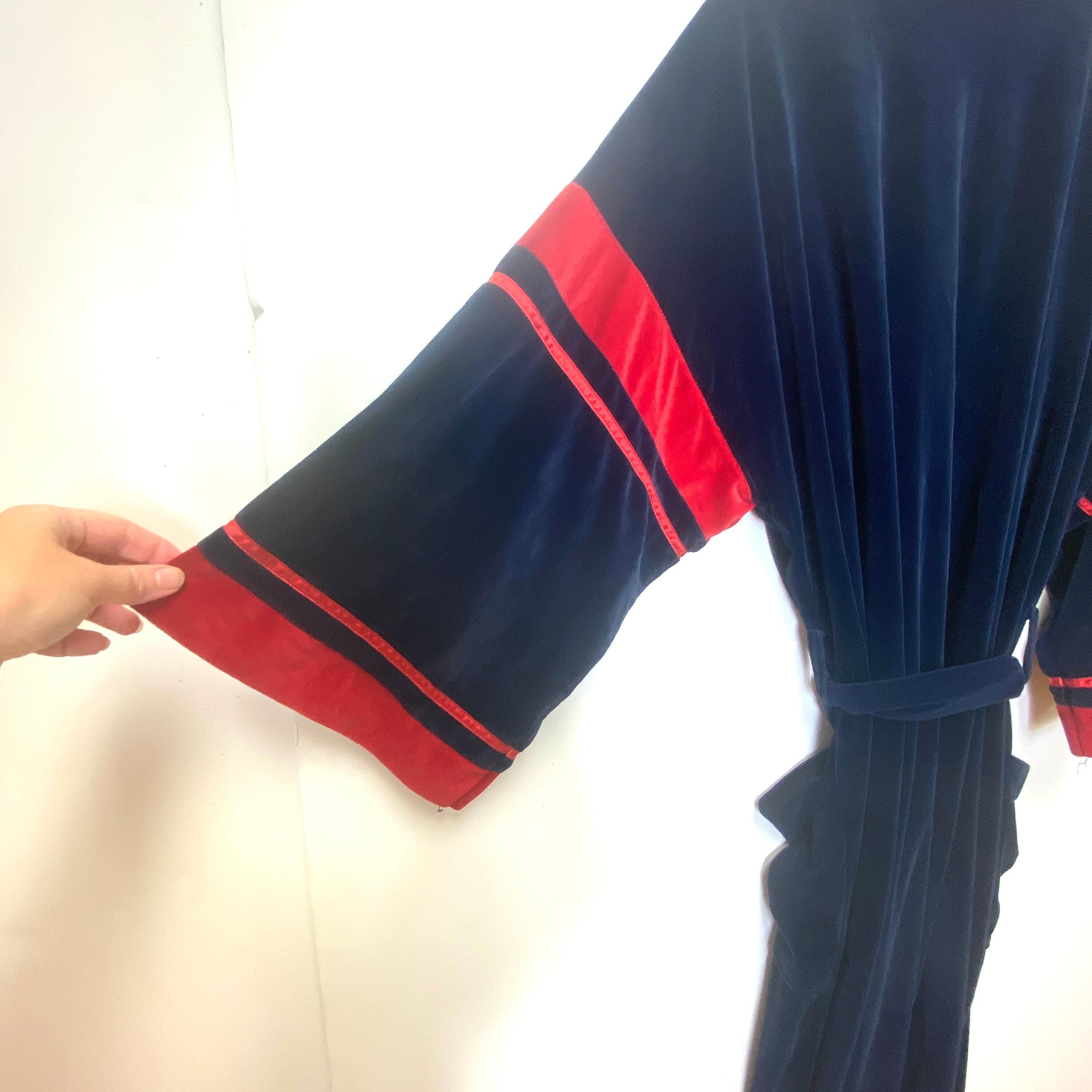 Sz. L Men's 1980's Pierre Cardin Robe Etsy