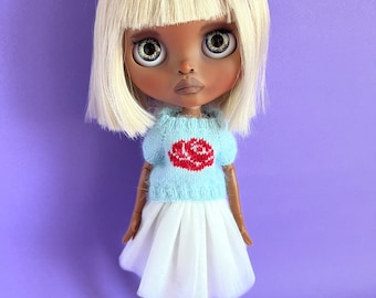 Knitted light blue angora silk shortsleeve jumper with embroidered red rose for Blythe