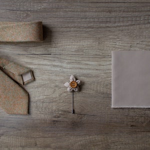 Elegant Wool Necktie, Orange and Green Necktie , Handmade Necktie , Beige Pocket Square, Lapel Pin, Wedding