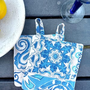 Sicilian Majolica Pot Holders - Italian Heat Resistant Quilted Set of 2 pads