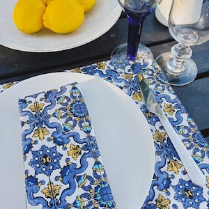 Majolica napkins, Mediterranean tiles print on napkins/ Italian table setting