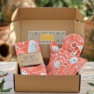 Scandi Autumn Kitchen gift set, Burnt orange Tea Towel, Pot Holder and oven mitt: Make your own bundle