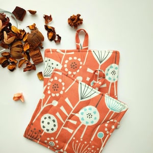 Burnt Orange scandi set of 2 Pot Holders: Modern Kitchen Decor, Bergen hot pads