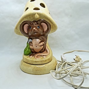 Vintage Fairy Lamp Mouse Mushroom Hand Painted Ceramic Working 1981