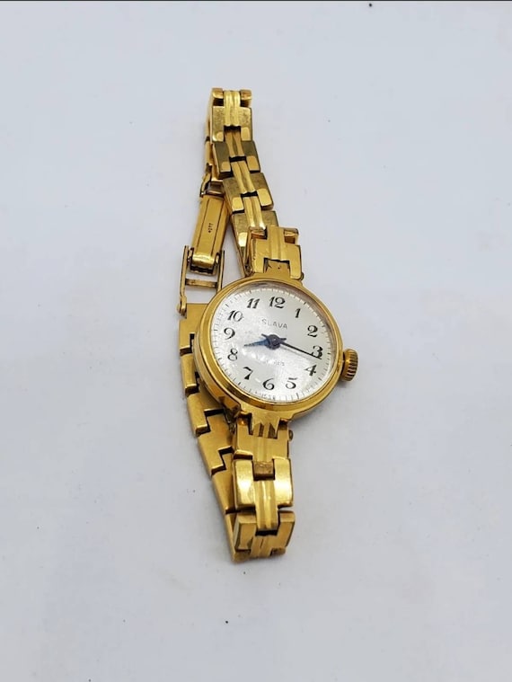 Lot Of 8 Vintage Women's Watches Slava Bulova Gue… - image 7
