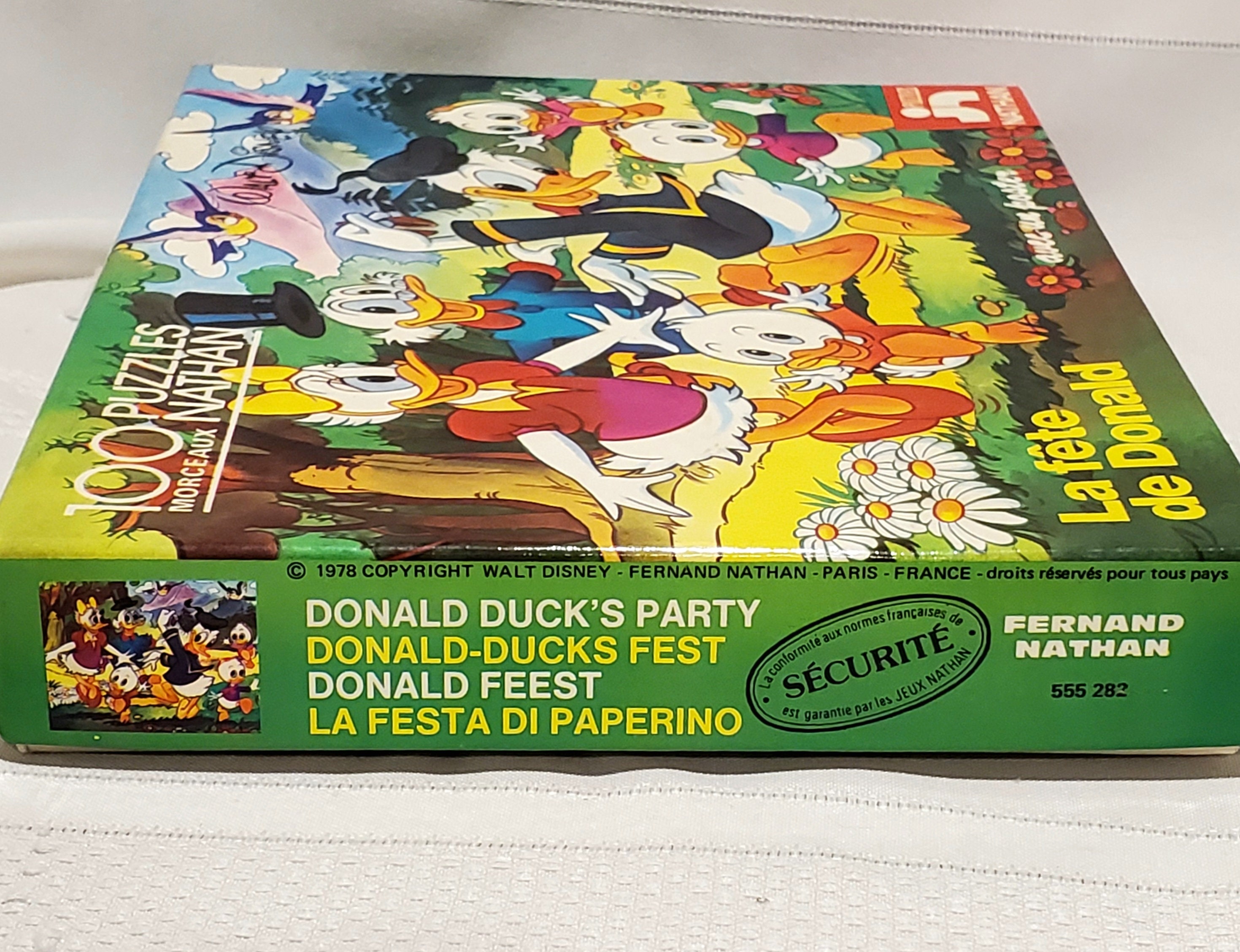Vintage Walt Disney Donald Duck Puzzle 100 Pieces Complete