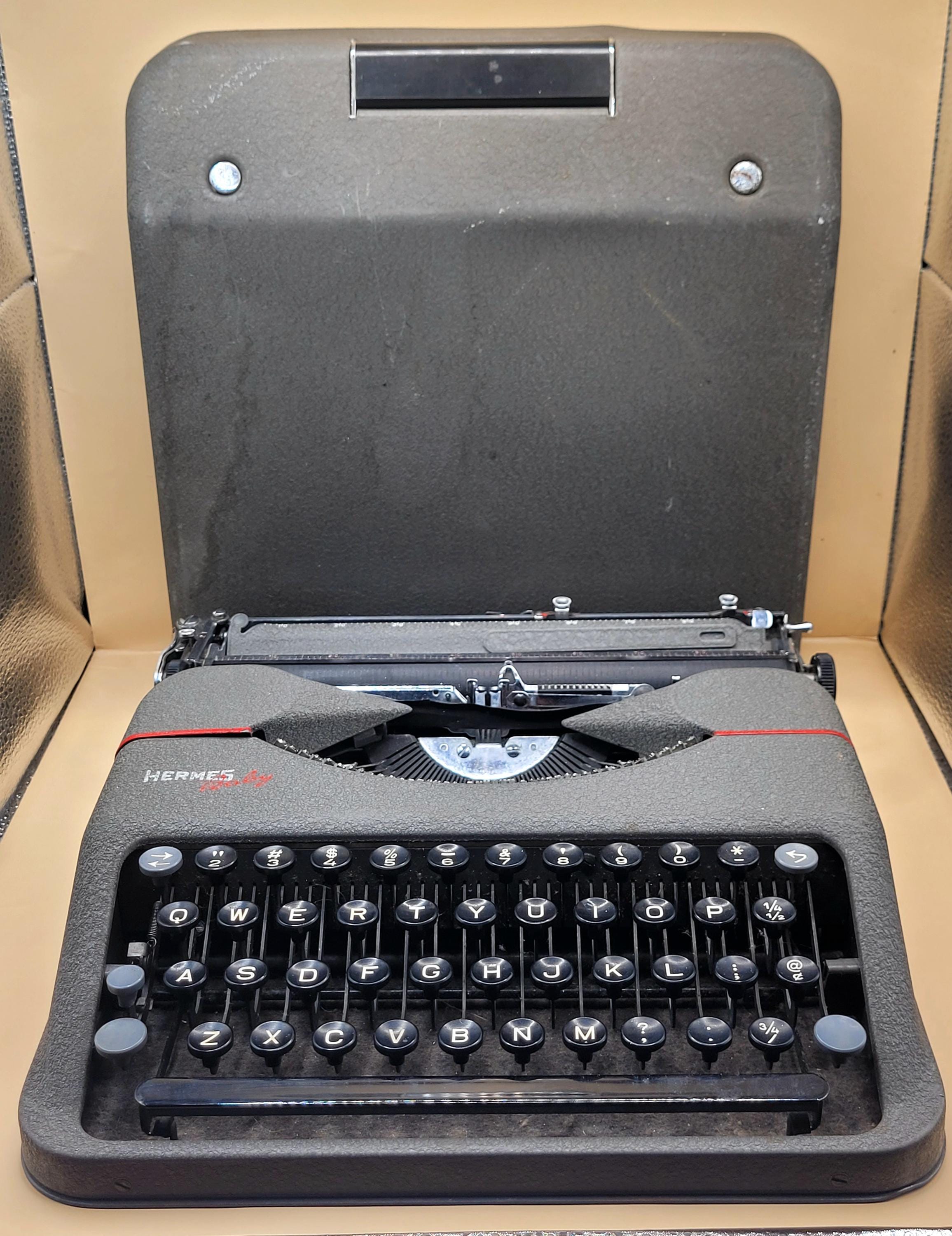 HERMES - 完動品　HERMES baby タイプライター　ドイツ調にカスタムカラ― m28603083088_1.jpg?1709519116