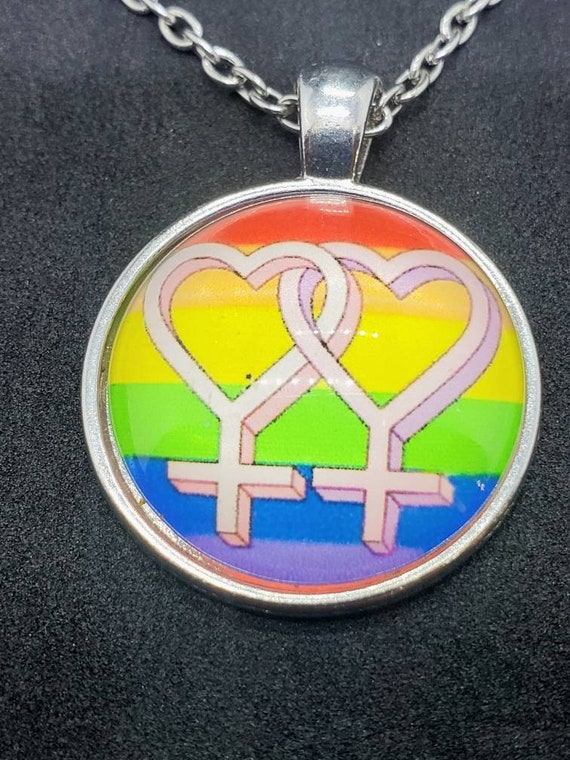 Double venus deals heart necklace