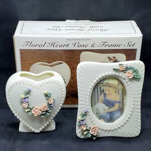 Vintage Chadwick Miller Floral Heart Vase And Frame Set Faux Pearl Accent 1997