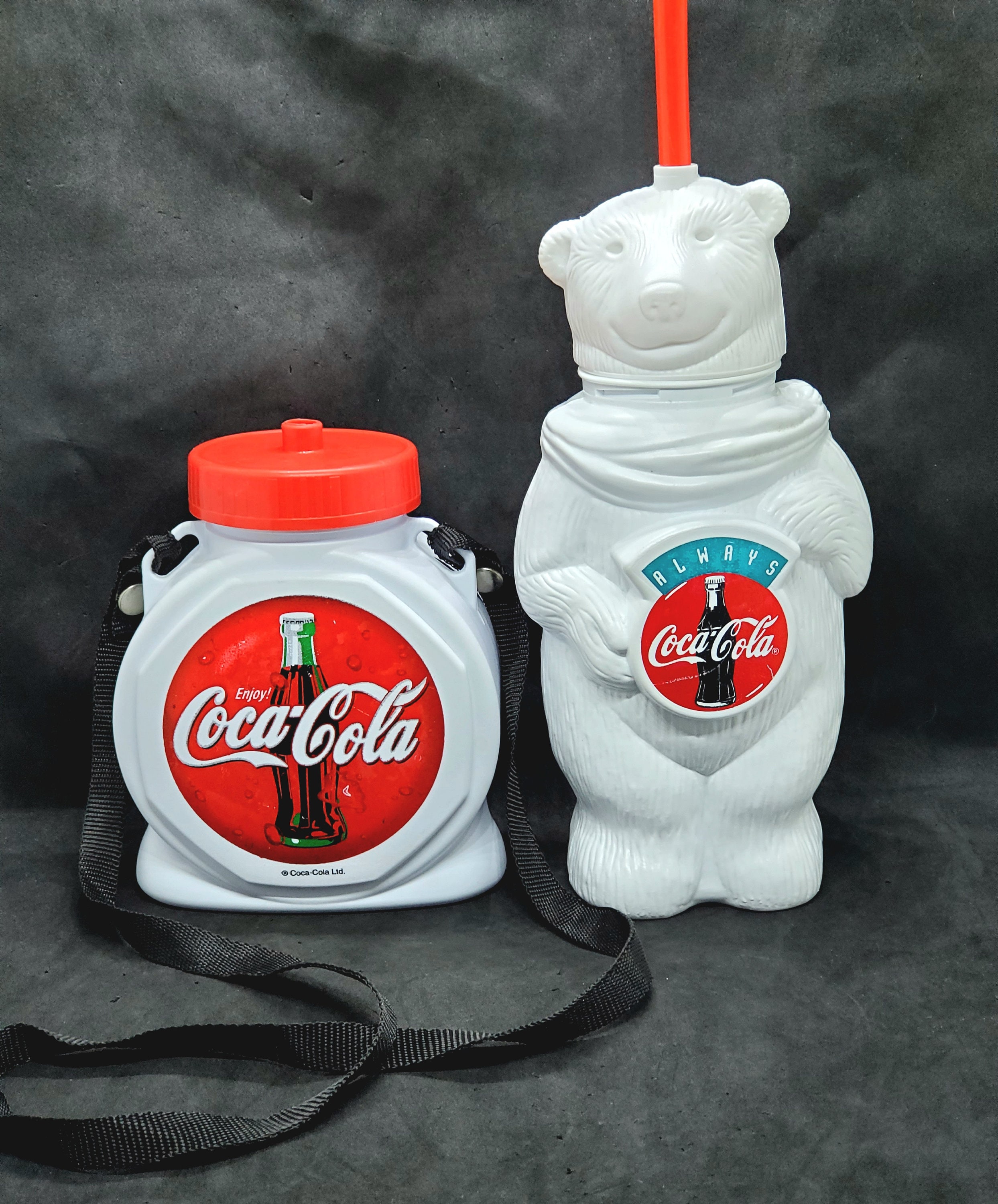 Lot of 4 Vintage Coca Cola Plastic Polar Bear Cups With Straw