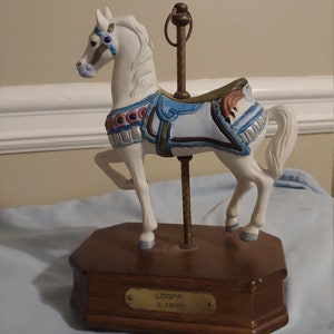 Vintage Carousel music box- music box- children&#39;s decor- children&#39;s gifts- vintage collectibles-