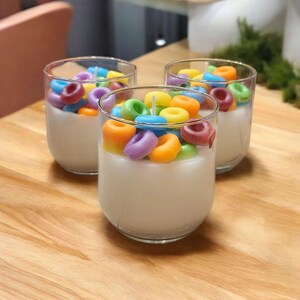 fruit loops candles...SMELLS AMAZING