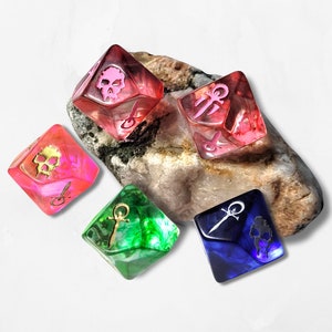 Single Customisable Hunger Vampire The Masquerade Dice D10s Misty Swirls Water Personalise Custom Gold Red Blue Purple Pink Black