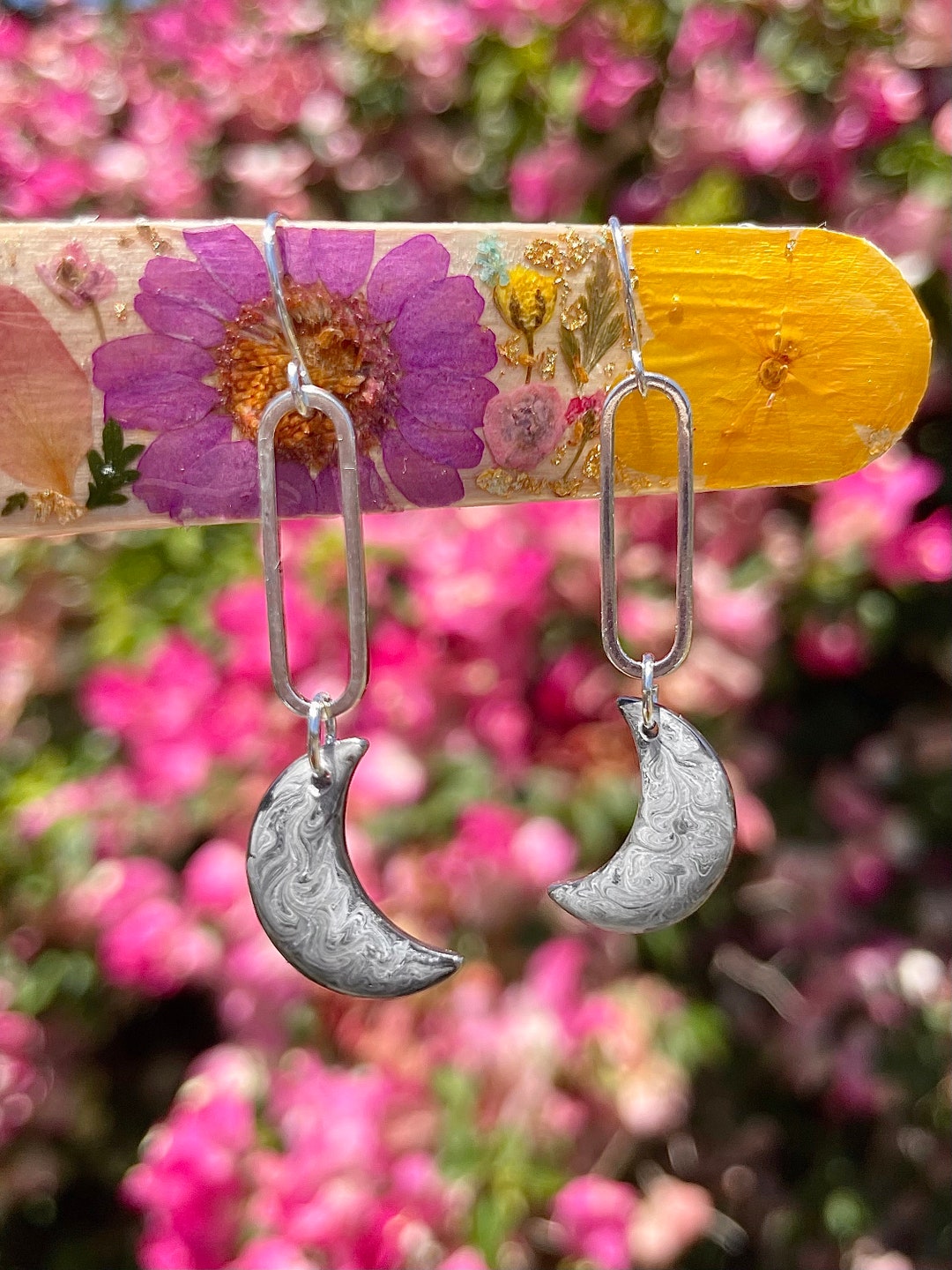 Crescent White Metal Earrings main image 0