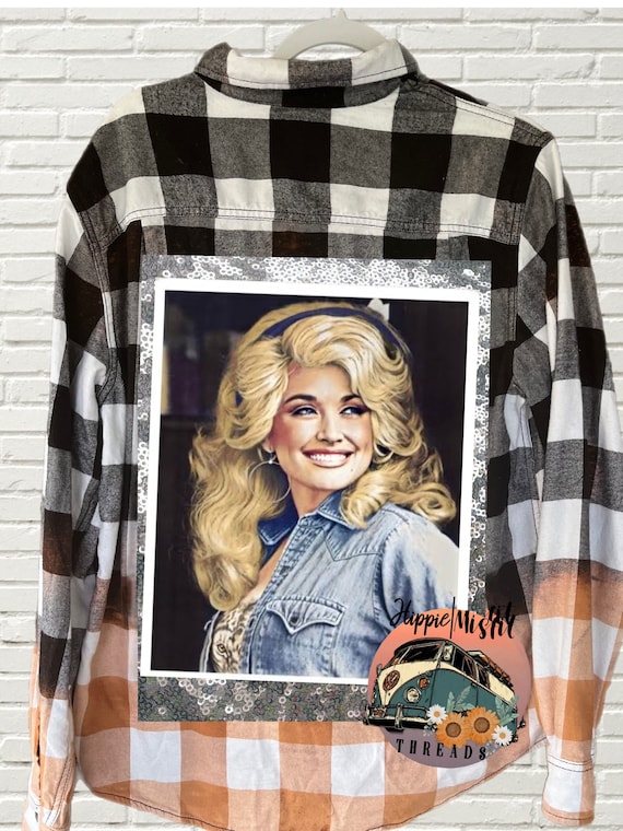 Vintage What Would Dolly-Lover Do Distressed Retro Shirt Vintage What Would Dolly-Lover Do Distressed Retro Shirt