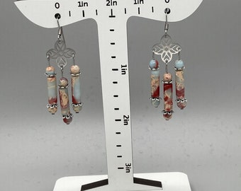 Collana Con Pietre Dure Di Diaspro Imperiale Rosso E Pietra Lavica Nera Placcata Ottone Rosso