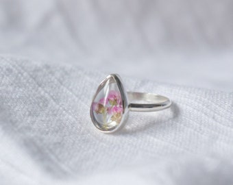 Pressed Flower Ring - Small Teardrop | Botanical Ring, Flower Jewelry