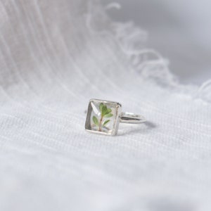 Pressed Flower Ring - Mini Square | Botanical Ring, Flower Jewelry