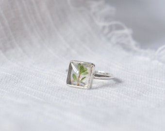 Pressed Flower Ring - Mini Square | Botanical Ring, Flower Jewelry