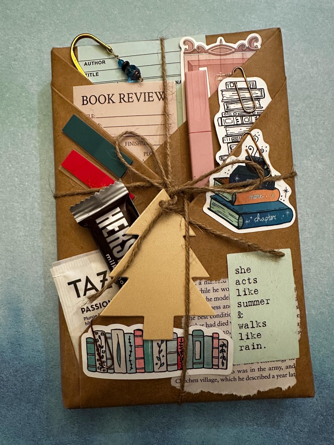 Blind Date With a Book Gift Set, Book Lover Surprise Box - Etsy