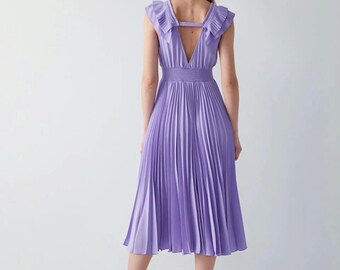 Midi Dresses for Women - Luxury Dresses - Ruffle Trimmed Pleated Midi Dress - ZEGSEN