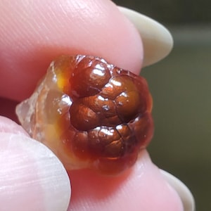 7.15 carats Red Arizona slaughter mountain fire agate specimen