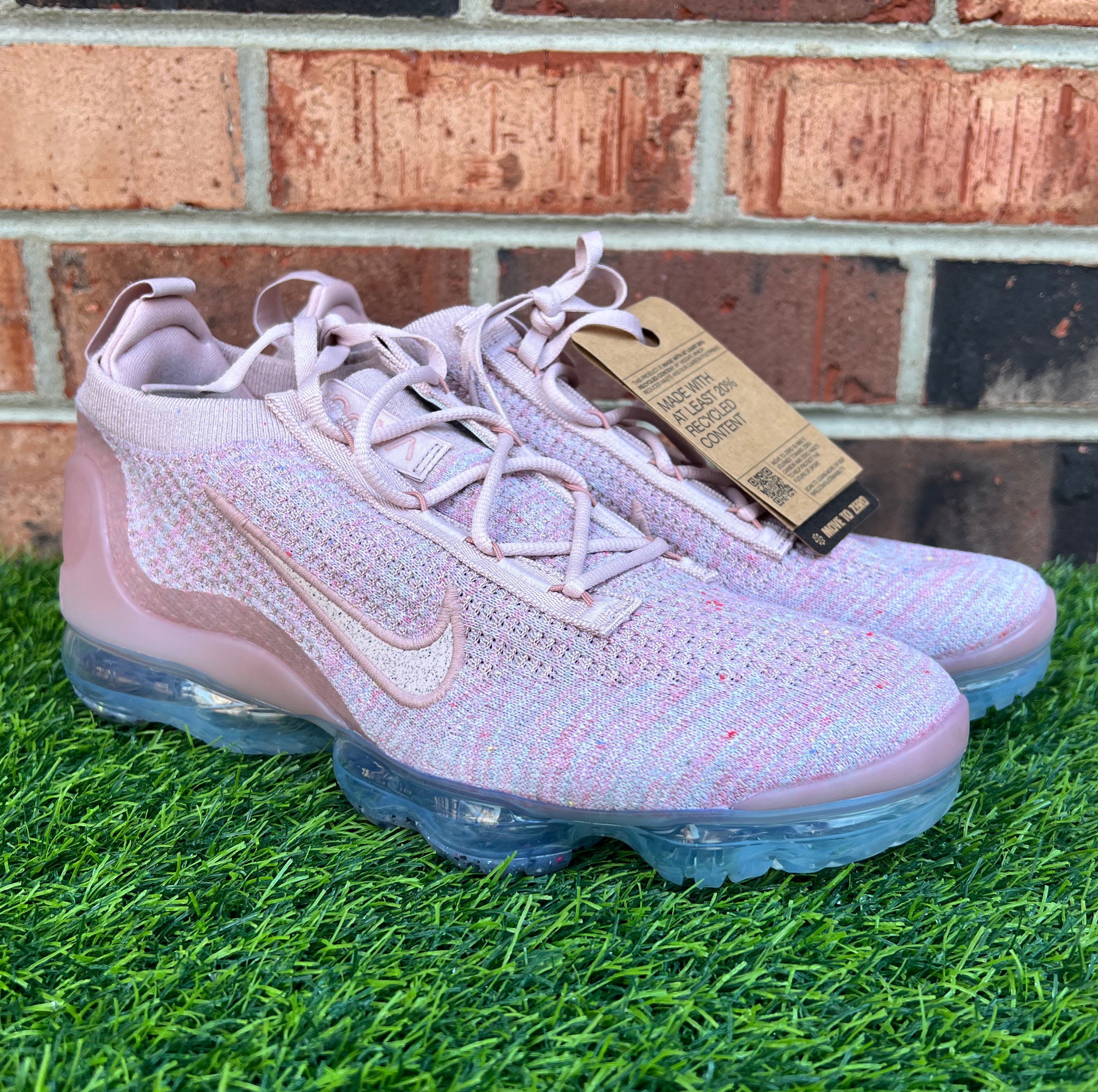 womens vapormax size 9.5