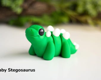 StegoSpin™ Baby Stegosaurus Fidget Keyring: 3D Printed Dinosaur