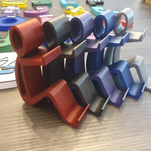 3D Printed Stickman Phone & Tablet Stand: Desk Accessory image 5