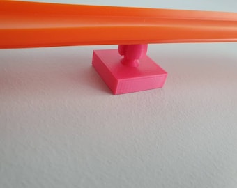 Adaptateur pour charnière de grande dimension pour briques de construction vers rail moulé sous pression (compatible avec rails Duplo et Hot Wheels)