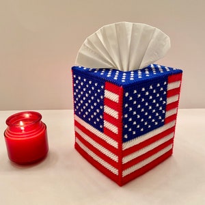 American Flag Tissue Box Cover / Fourth of July Tissue Box Cover / Patriotic Tissue Box Cover