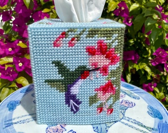 Hummingbird Tissue Box Cover / Mothers Day Tissue Box Cover / Hummingbird Tissue Box Cover / Mothers Day Tissue Box Cover