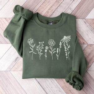 Wildflowers Sweatshirt, Floral Sweatshirt for Women, Flower