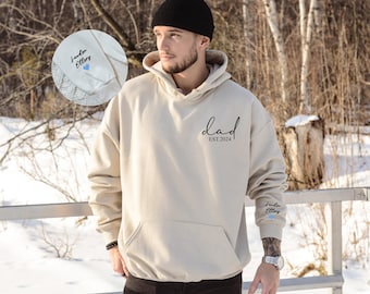 Custom Dad Est with Kids Names and Heart on Sleeve Sweatshirt,Dad Est Sweatshirt,Unique Gifts for Dad, Father&#39;s Day Gift
