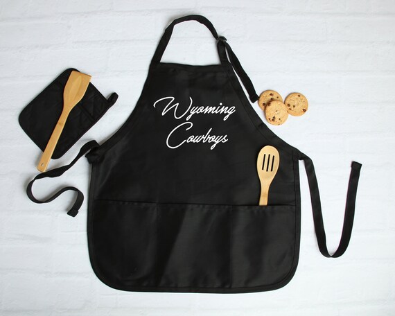 Custom Text Apron , Mens Aprons, Womens Apron, Personalized Apron, Bridal Shower Gift, Birthday Gift, Chef Gift