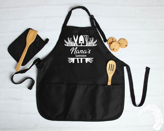 Garden Apron Garden Gift Ideas for Women, Mom, Grandma Mothers Day Gift Ideas Custom Apron with Pockets