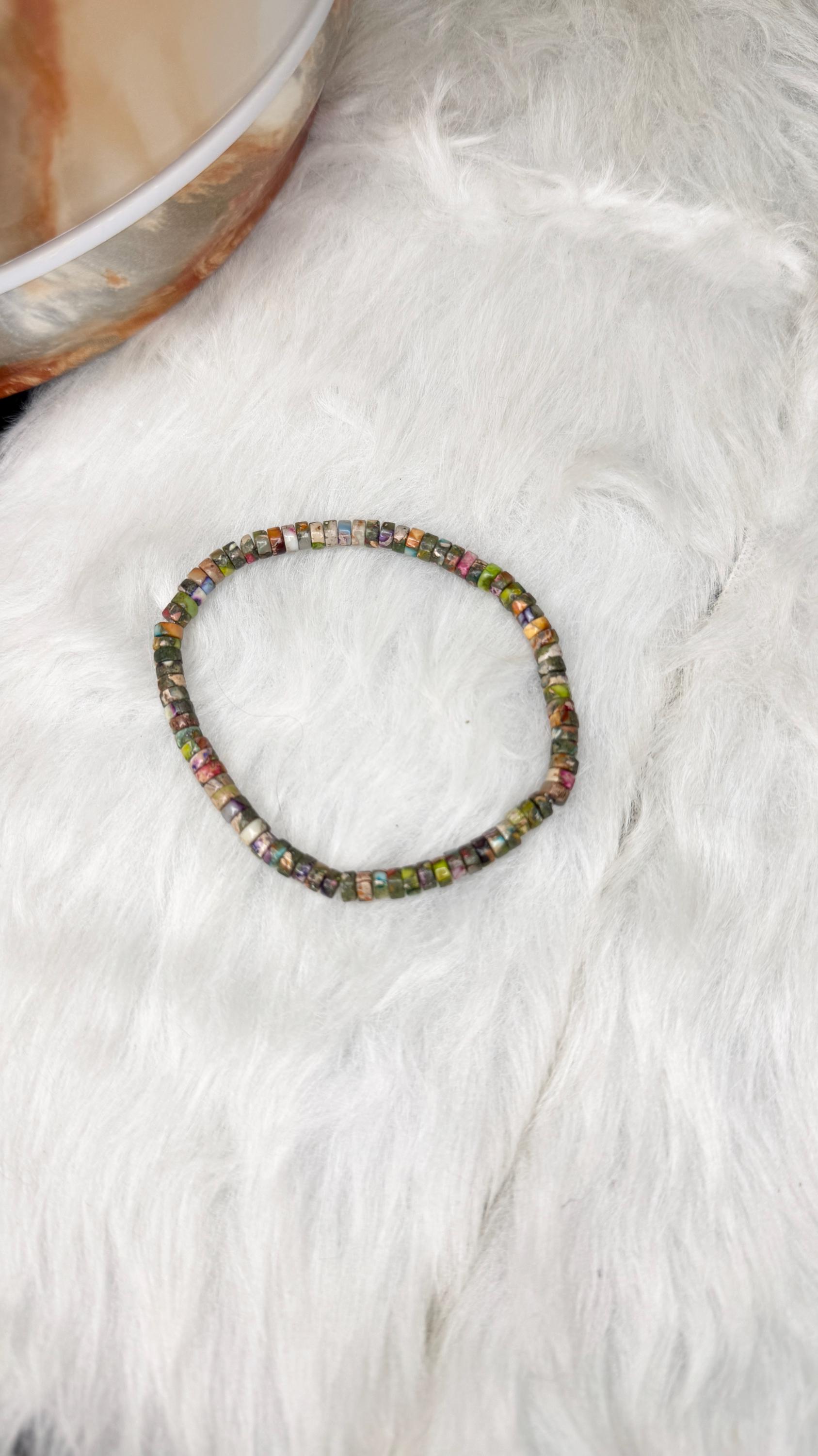 Holiday Beaded Heishi Bracelets Set for Women Valentine Day Mardi Holiday Beaded Heishi Bracelets Set for Women Valentine Day Mardi