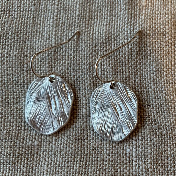 Silver Tone Textured Oval Earrings, SHIPS FREE, Lightweight Dangling Earring, Simple Silver Colored Jewelry, Gifts for Her