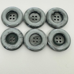 Grijze knopen 28 mm per set van 6 dikke vintage parelafwerking