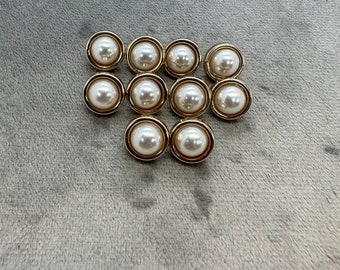 Knoopjes van imitatieparel in een goudkleurige metalen setting van 11 mm, een set van 10